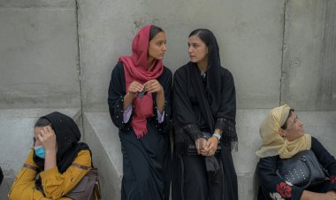 النساء في أفغانستان بين الغضب والخوف والخيبة في مواجهة حكم طالبان