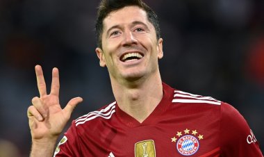 ليفاندوفسكي يطلب الرحيل من النادي الالماني !