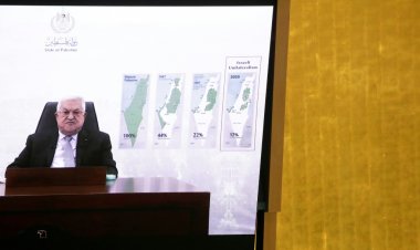محمود عباس: الاتصالات مع إسرائيل ليست بديلا عن الحل السياسي