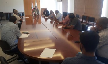  الحاج حسن ترأس اجتماعا لتطوير قطاع الصيد البحري واستقبل مجلس مصنعي الحليب ونقابات مربي المواشي