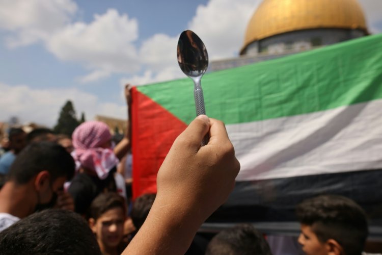 الملعقة رمز لعملية فرار المعتقلين الفلسطينيين الستة