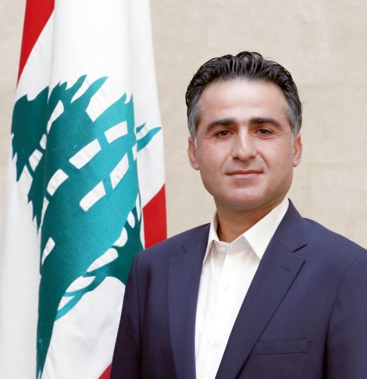 حميه جدد مناشدته البلديات ومتعهدي رفع النفايات بضرورة رفعها