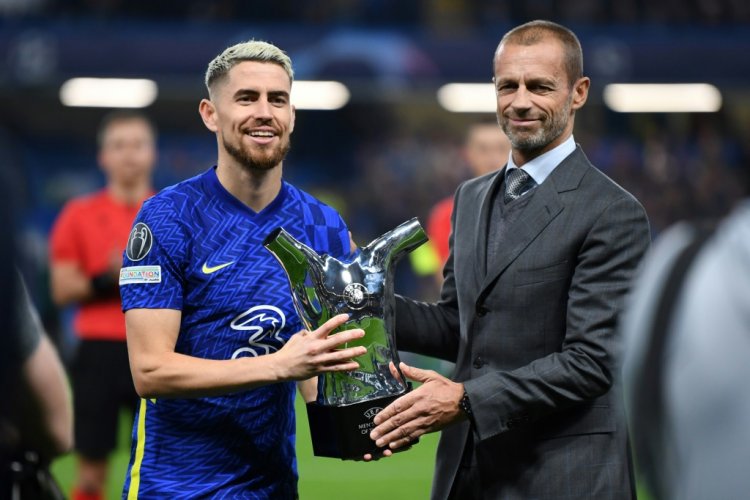 دوري أبطال أوروبا: جورجينيو من مُهَمَشٍ الى ركيزة لا غنى عنها في تشلسي وإيطاليا