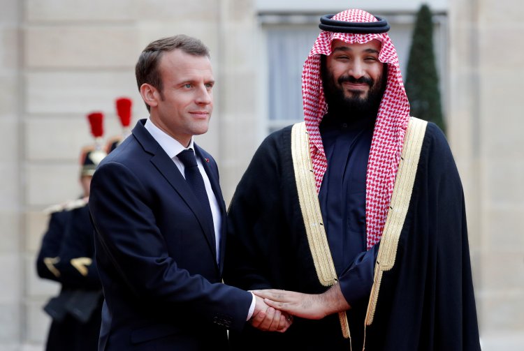 "لبنان" بين ماكرون وبن سلمان
