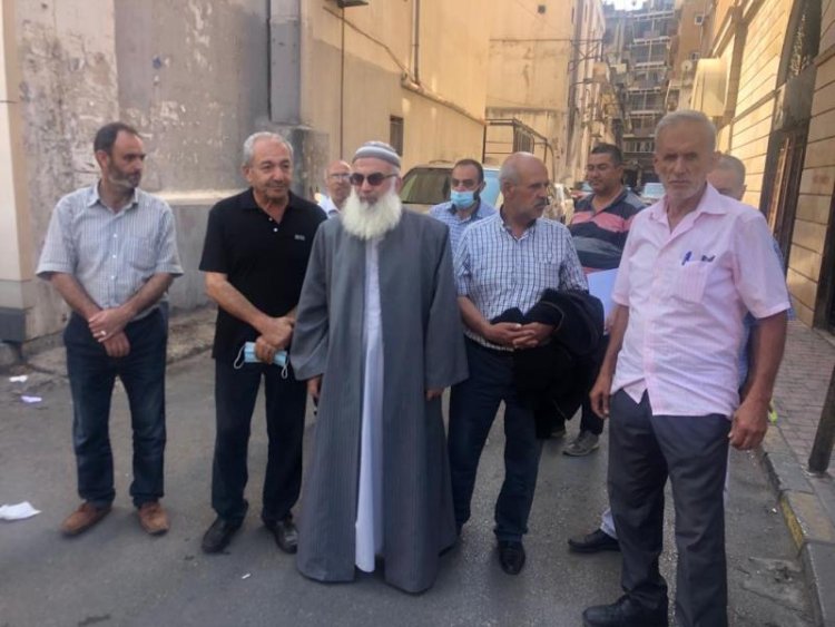 اهالي الطلاب في الخارج اعتصموا في طرابلس ولوحوا بالتصعيد