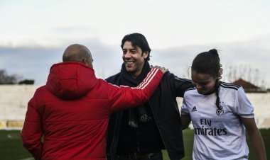 روي كوستا رئيساً جديداً لنادي بنفيكا المتخبط بأزماته