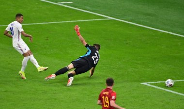 دوري الأمم الأوروبية: جدلية حول هدف الفوز لمبابي.. ما مدى صحته؟