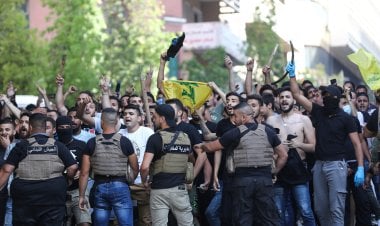سهيل عبود وطارق البيطار يشعلان الشارع وسط غليان طائفي: انفجار يهدّد الحكومة وخراب يهدد البلاد