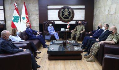 قائد الجيش التقى المنسقة الخاصة للأمين العام للأمم المتحدة