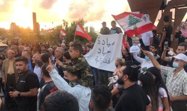 "ثوار 17 تشرين":لاستمرار التحركات السلمية حتى تحقيق المطالب