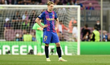 بطولة إسبانيا: برشلونة يعلن إصابة دي يونغ في الفخذ