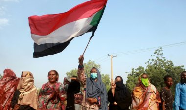 إيران ترى أن الانقلاب العسكري في السودان "يتجاهل مطالب الشعب"