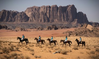 سباق خيل بطولي عبر صحراء وادي رم جنوب الأردن 