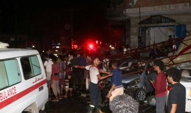 12 ضحية بينهم أطفال بانفجار سيارة مفخخة قرب مطار عدن جنوب اليمن