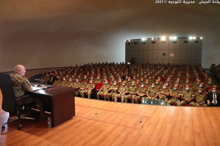 قائد الجيش: الجيش هو الضمانة للبنان وشعبه وإلا فالميليشيات المسلحة ستستعيد سيطرتها