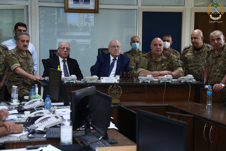 ميقاتي وسليم في غرفة عمليات قيادة الجيش لمتابعة مجريات الاوضاع