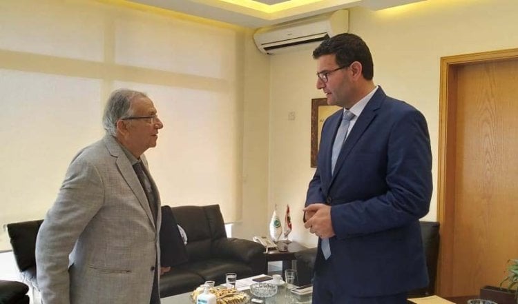 الحاج حسن:  يجب حل قضية البيطار لا عزله