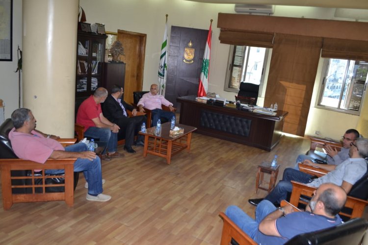 يمق عرض مع اتحاد بلديات جبل أكروم لسبل التعاون
