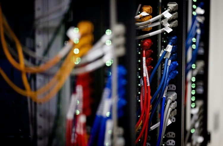 التكنولوجيا الرقمية حليف أم عدو في الحرب على الاحترار المناخي؟
