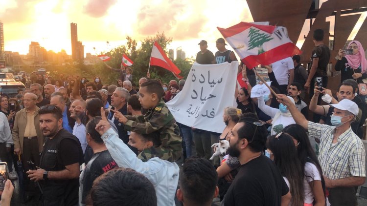 "ثوار 17 تشرين":لاستمرار التحركات السلمية حتى تحقيق المطالب