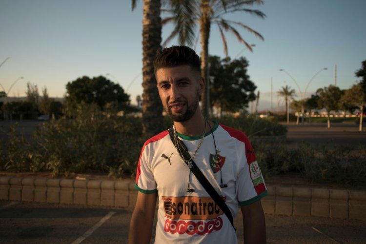 الموت غرقاً على البقاء في الجزائر ... من هم؟