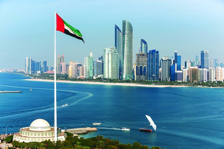الإمارات تقرر سحب ديبلوماسييها من لبنان.. وتنصح مواطنيها بعدم السفر إليه