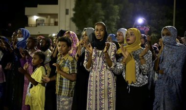 السعودية والإمارات تنضمان إلى الدعوات الغربية ضد انقلاب الجيش في السودان