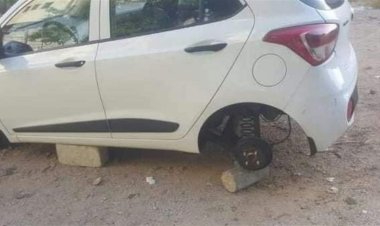 بالصور: سرقة دواليب السيارات في هذه المنطقة