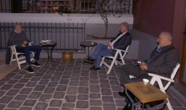 جنبلاط عرض التطورات مع رئيس حزب الأحرار