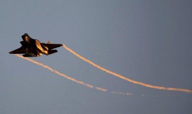تحطم مقاتلة بريطانية في البحر المتوسط ونجاة الطيار