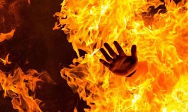حاول احراق نفسه امام مدرسة والسبب؟