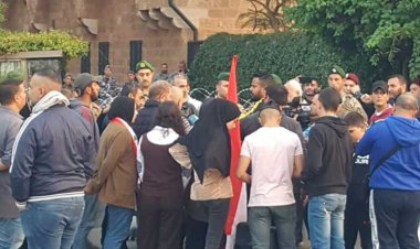 من أمام وزارة الاقتصاد : لا ثقة بمجلس النواب