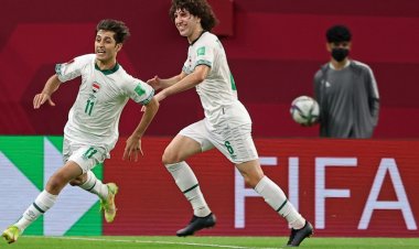 كأس العرب: العراق بعشرة لاعبين ينتزع تعادلا ثمينا من عمان في الوقت القاتل