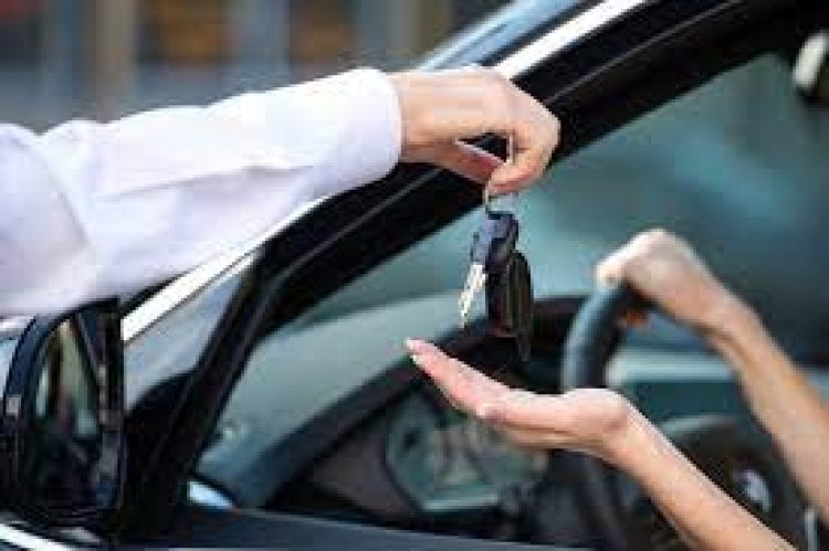 السياحة تدعو وكالات تأجير السيارات الى تقديم مستنداتهم