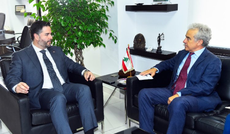 وزير الاقتصاد عرض مع سفيري البرازيل وسلوفانيا في تعزيز الاستثمار والتبادل التجاري