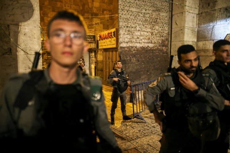 هجوم بسكين في القدس ومقتل المهاجم بالرصاص