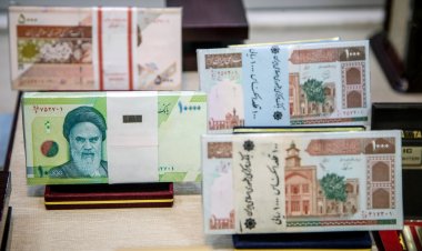 الريال الإيراني يهوي بعد أنباء عن تعثر المحادثات