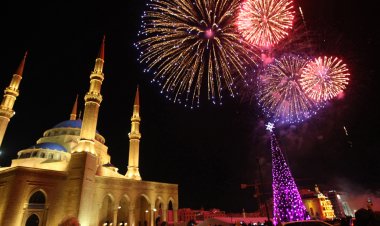 "Happy New Year"... على العتمة؟