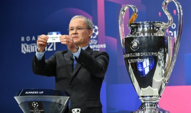 بعد إعادتها.. قرعة دوري الأبطال تضع ريال مدريد بمواجهة ناريّة مع  باريس