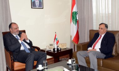 بوشكيان عرض وسفير الهند العلاقات وسبل تطويرها على الصعيد الصناعي