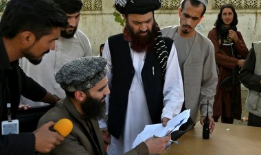 طالبان تستأنف إصدار جوازات السفر الأحد