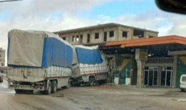 بالصورة: شاحنة تجتاح مبنى
