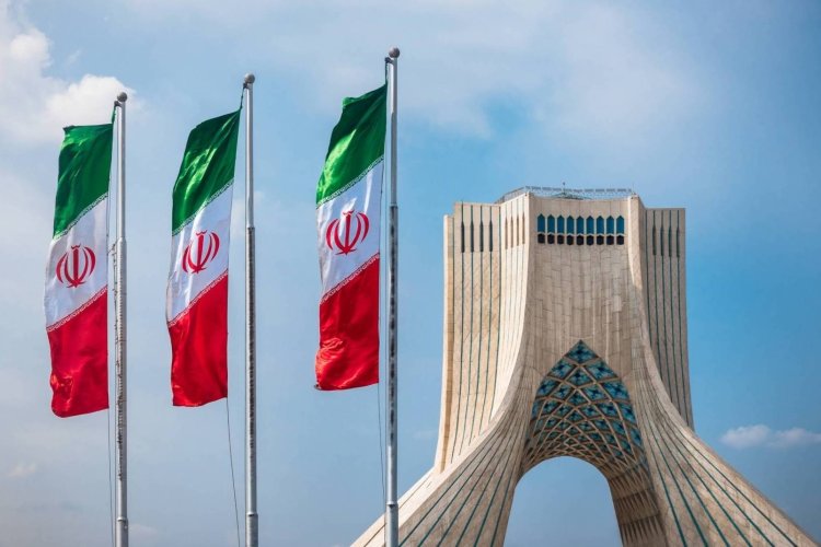 طهران: رفع العقوبات يتطلب قرارات سياسية