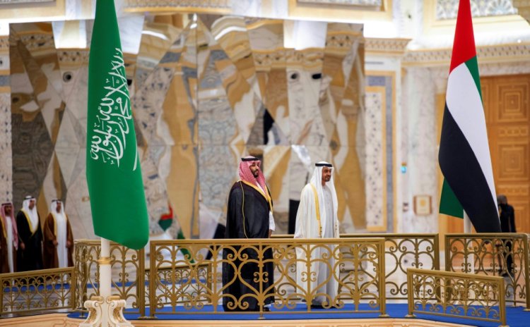 ولي العهد السعودي يزور الإمارات تزامنا مع تطورات بقضية خاشقجي