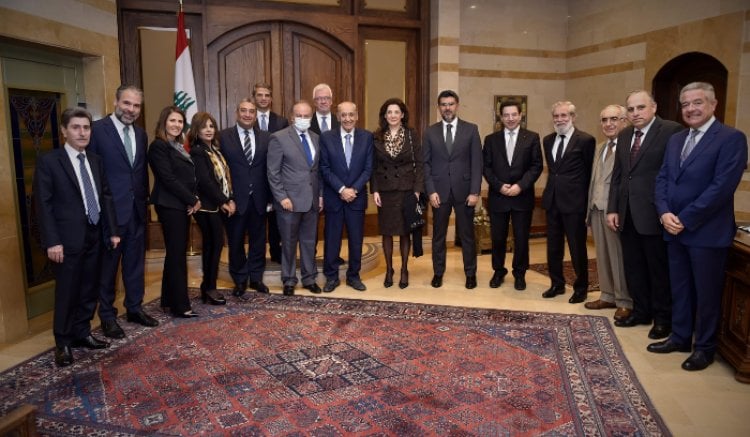 حاكمية مصرف لبنان من عين التينة: اعداد إقتراح يضمن قانونية أموال المودعين