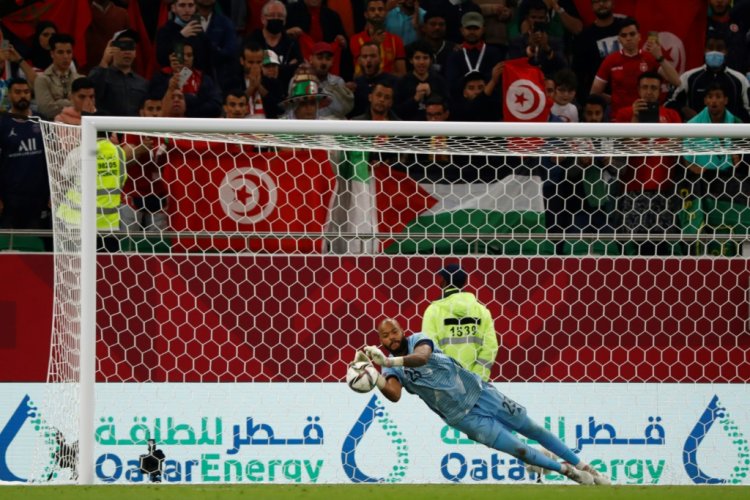 ركلات الترجيح تهدي الجزائر آخر بطاقات المربّع الذهبي وتجرد المغرب من اللقب