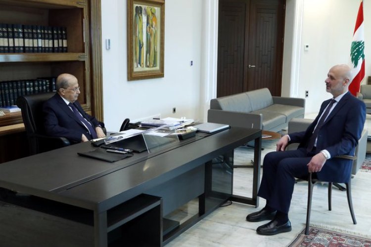 رئيس الجمهورية عرض مع وزير الداخلية الإجراءات الأمنية عشية الأعياد