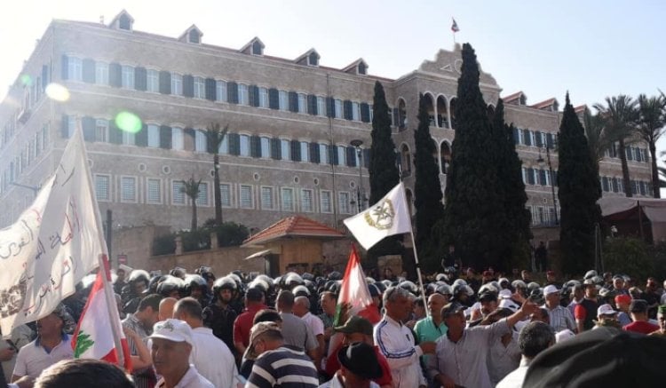 متقاعدو القوى المسلحة: اعتصام وتظاهر أمام مصرف لبنان في بعلبك الاثنين