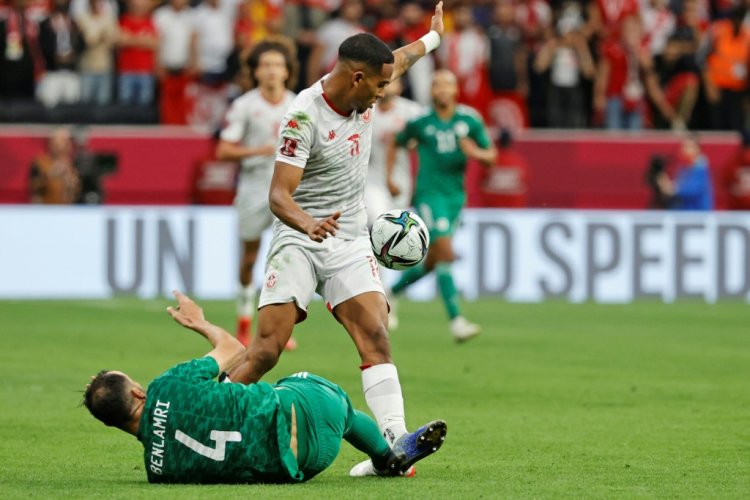 كأس العرب: الجزيري يحرز لقب الهدّاف وإبراهيمي أفضل لاعب