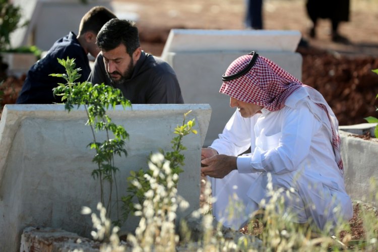 أكثر من 3700 قتيل في سوريا خلال 2021 في أدنى حصيلة سنوية منذ اندلاع النزاع